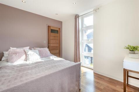 8652520-interior12.jpg