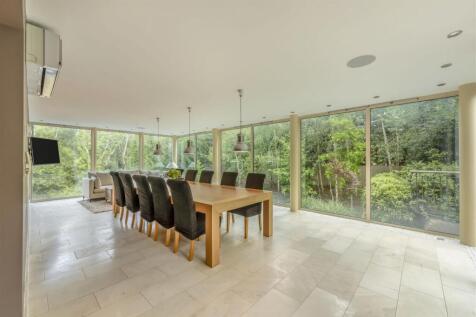 8657932-interior13.jpg