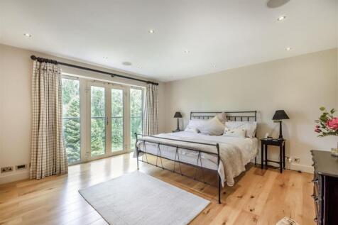 8657932-interior30.jpg