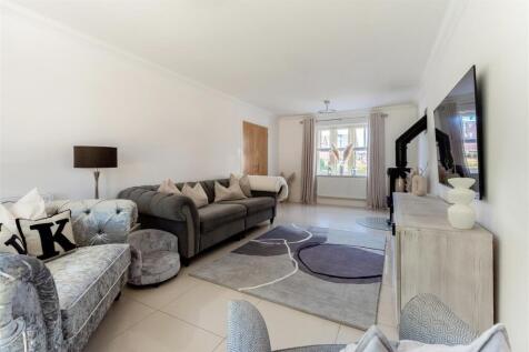 1 Fynes Way-8.jpg