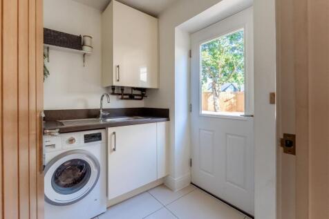 1 Fynes Way-4.jpg