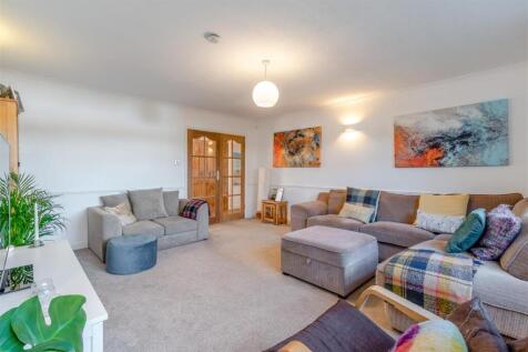 8665804-interior40.jpg