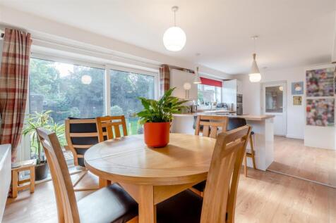 8665804-interior24.jpg