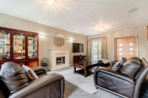 8660437-interior13.jpg