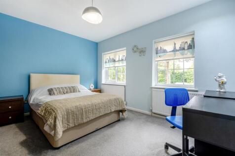 8660437-interior46.jpg