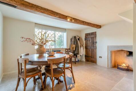 8666724-interior22.jpg