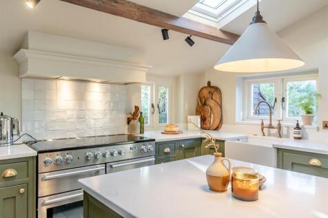 8666724-interior12.jpg