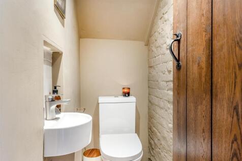 8666724-interior15.jpg