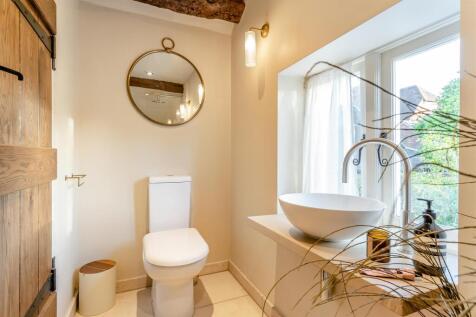 8666724-interior28.jpg