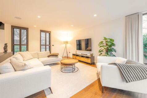 Blackthorn Barn - by Visually Rich 08981.jpg