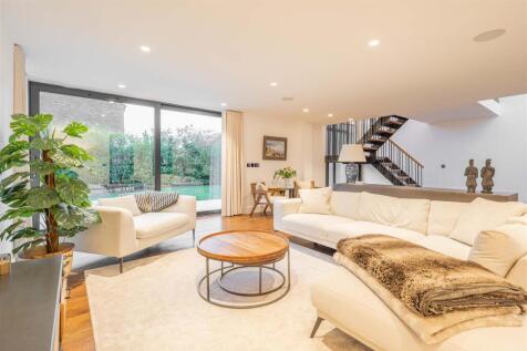 Blackthorn Barn - by Visually Rich 08990.jpg