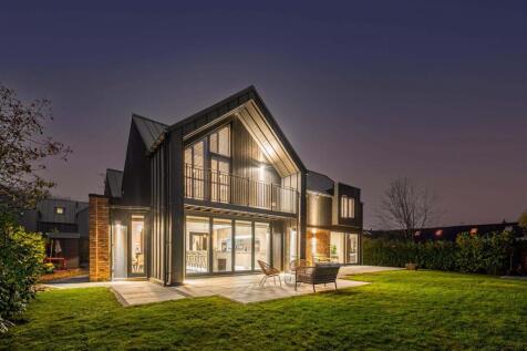 Blackthorn Barn - by Visually Rich 09151.jpg