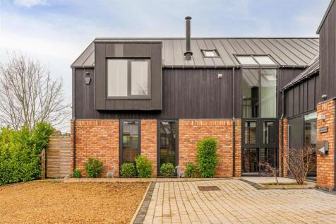 Blackthorn Barn - by Visually Rich 08867.jpg