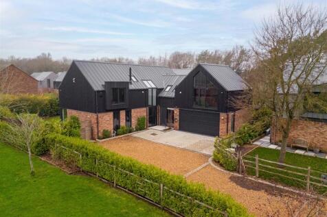 Blackthorn Barn - by Visually Rich 0220.jpg