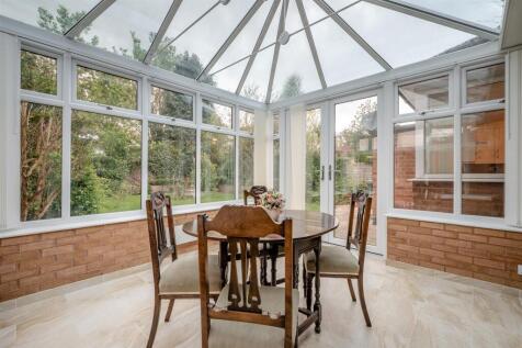 8645778-interior10.jpg