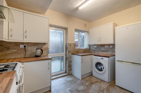 8645778-interior17.jpg
