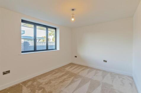 8666547-interior18.jpg