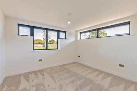 8666547-interior23.jpg