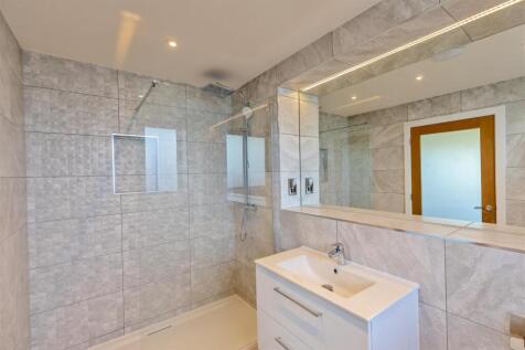 8666547-interior22.jpg