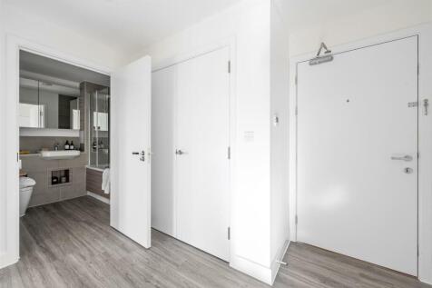 Hallway.jpg