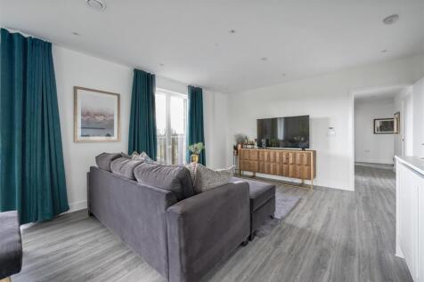 Living-Area-6.jpg