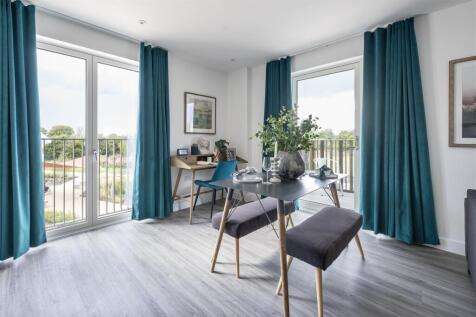 Living-Area-3.jpg