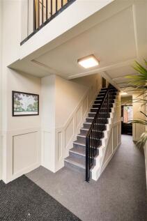 Harley Court, E11