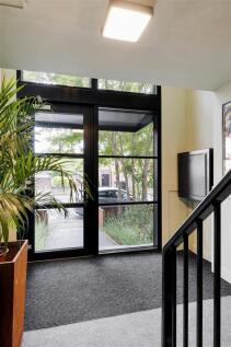 Harley Court, E11