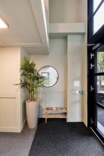 Harley Court, E11