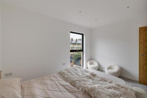 Church Street, E15
