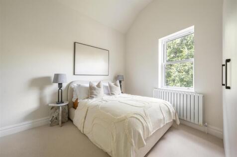 First-Bedroom-2.jpg