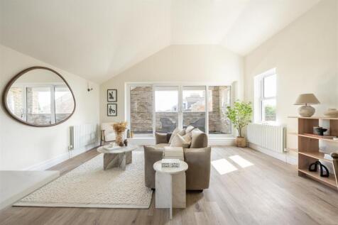 Living-Area-7.jpg