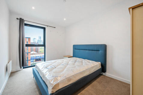 1376589-4-690c992...