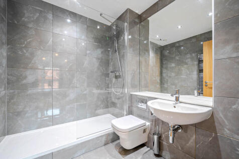 1376589-6-690c995...