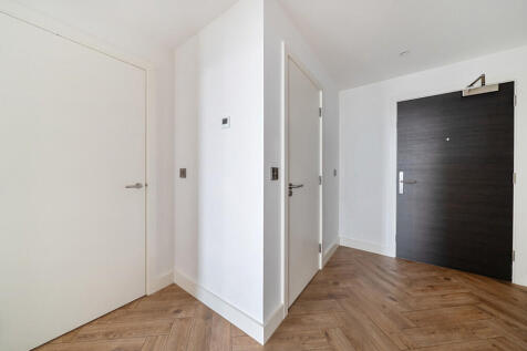 1383834-7-691f0c9...