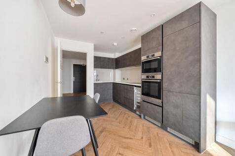 1383834-3-691f0be...