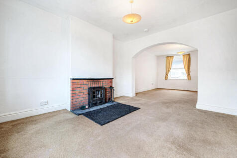 Living / Dining R...