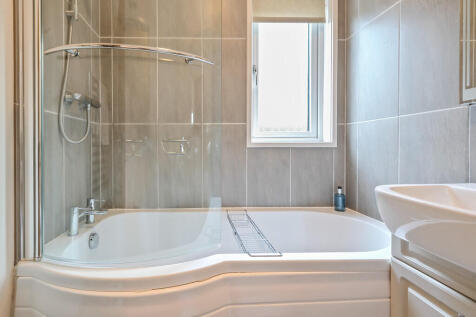 Calf How Bathroom