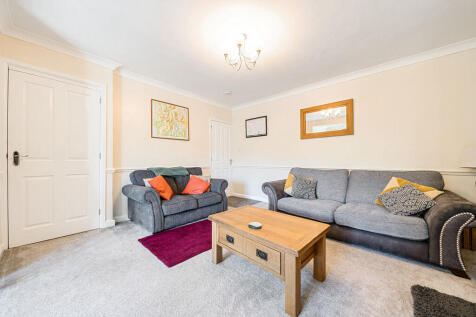 Living / Dining R...
