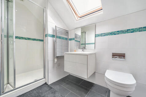 En-suite Shower R...