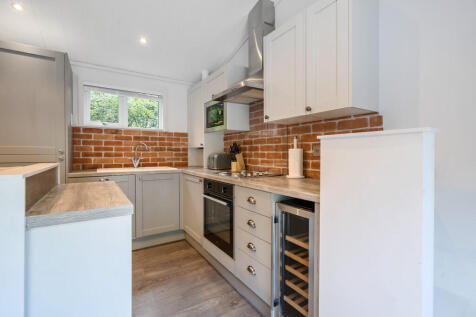 Open Plan Sitting...