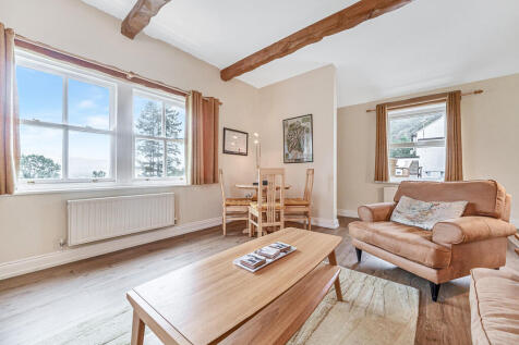 Living / Dining R...