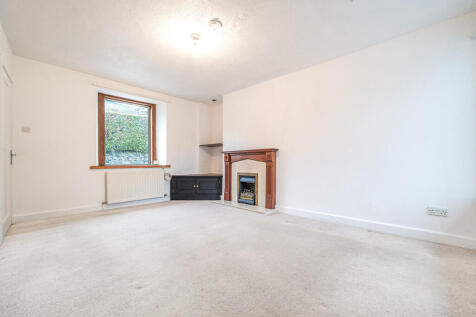 Living / Dining R...