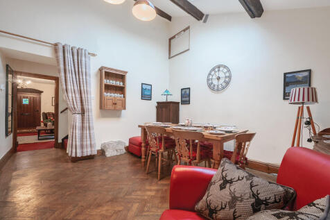 Open Plan Dining ...