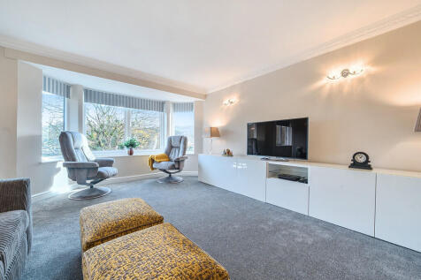 Living / Dining R...