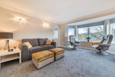 Living / Dining R...