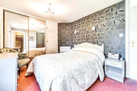 Owner&#39;s Bedroom T...