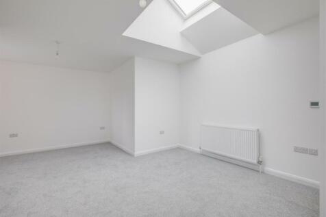 Principal Bedroom (2)