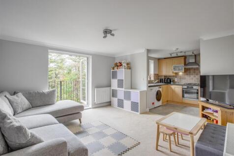 Living/Kitchen