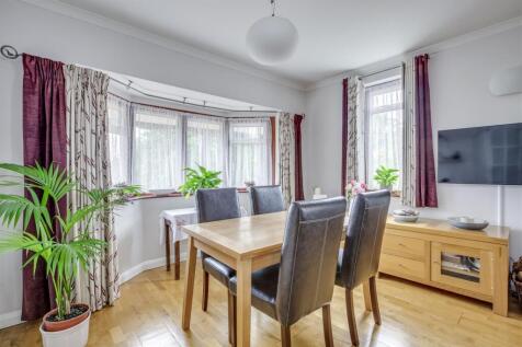 Dining Area (1)